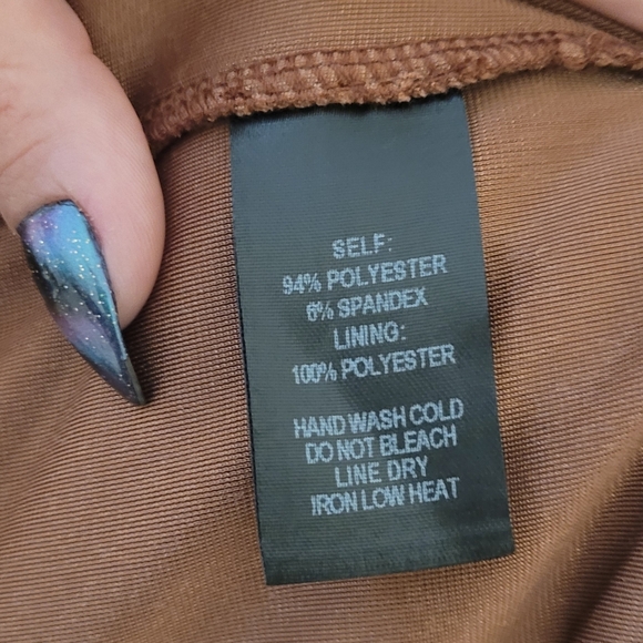 Lulu's Rusty Rose Gold Velvet Wrap Spaghetti Strap Midi Dress Women's Medium - Picture 10 of 10